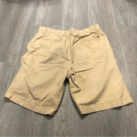 Tommy Hilfiger Brown Khaki Shorts 32 - Picture 7 of 7